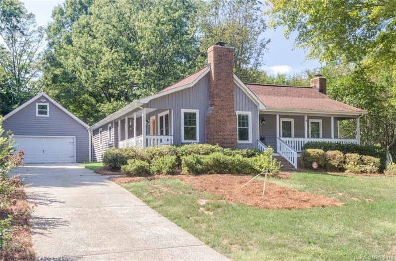 Property image 3 at 6530 Woodshed Circle, Charlotte, NC 28270