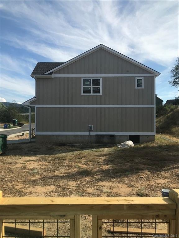 Property image 2 at 19 Alice Clement Lane, Asheville, NC 28803