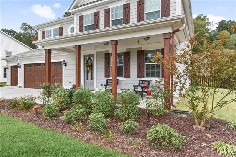 Property image 2 at 131 Country Lake Drive, Mooresville, NC 28115