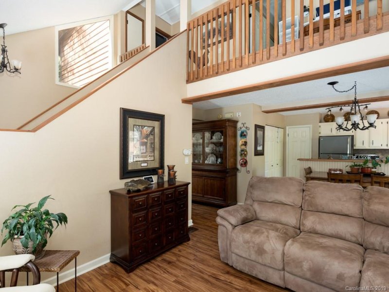 Property image 5 at 3 Royal Fern Court, Fletcher, NC 28732