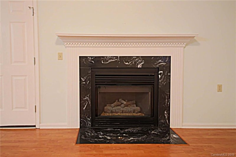 Property image 5 at 25 Wintry Drive, Hendersonville, NC 28792