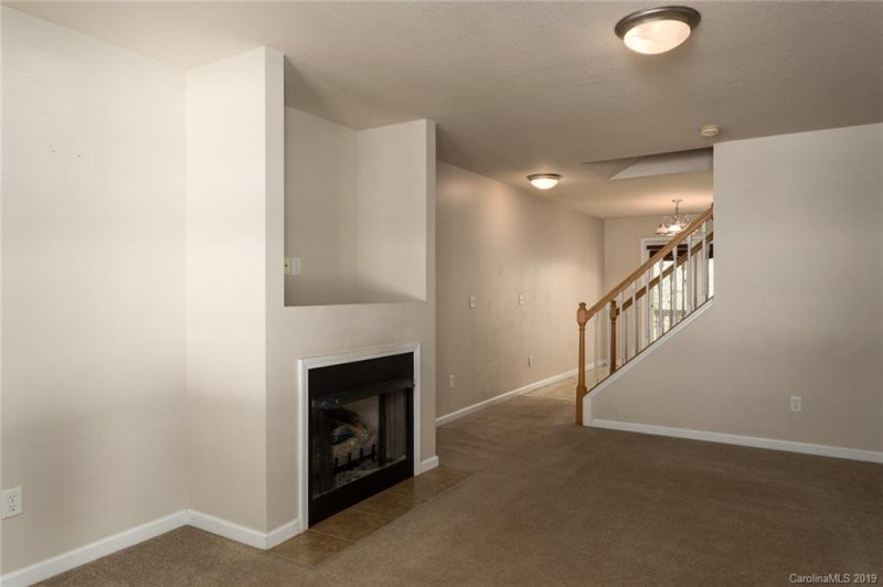 Property image 3 at 109 Alpine Ridge Drive, Asheville, NC 28803