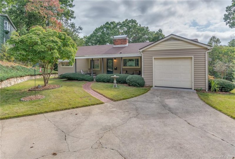 Property image 2 at 97 Oak Terrace, Arden, NC 28704