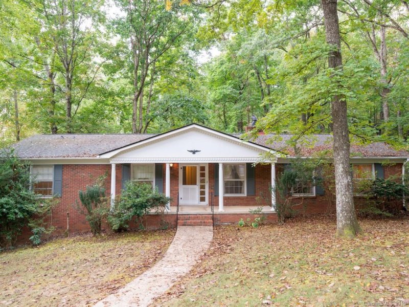 Property image 2 at 113 Dogwood Drive, Black Mountain, NC 28711