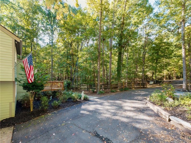 Property image 3 at 116 Canterbury Lane, Weddington, NC 28104