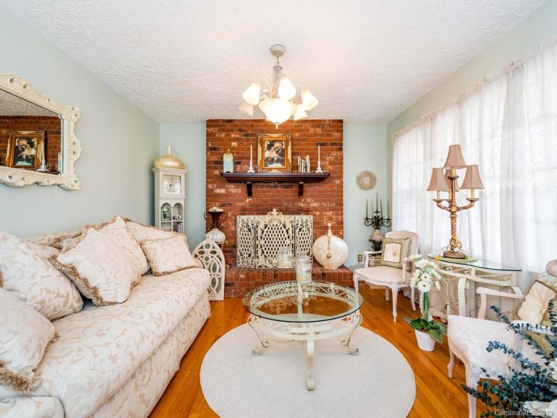 Property image 4 at 5 Sunset Drive, Swannanoa, NC 28778