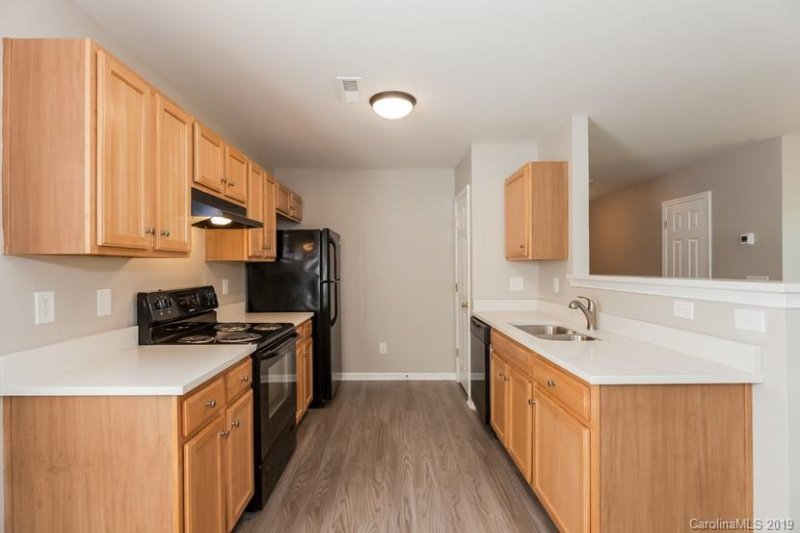 Property image 5 at 4314 Glenwood Drive, Charlotte, NC 28208