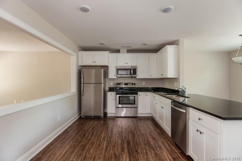 Property image 4 at 2512 Glenwood Street, Kannapolis, NC 28083