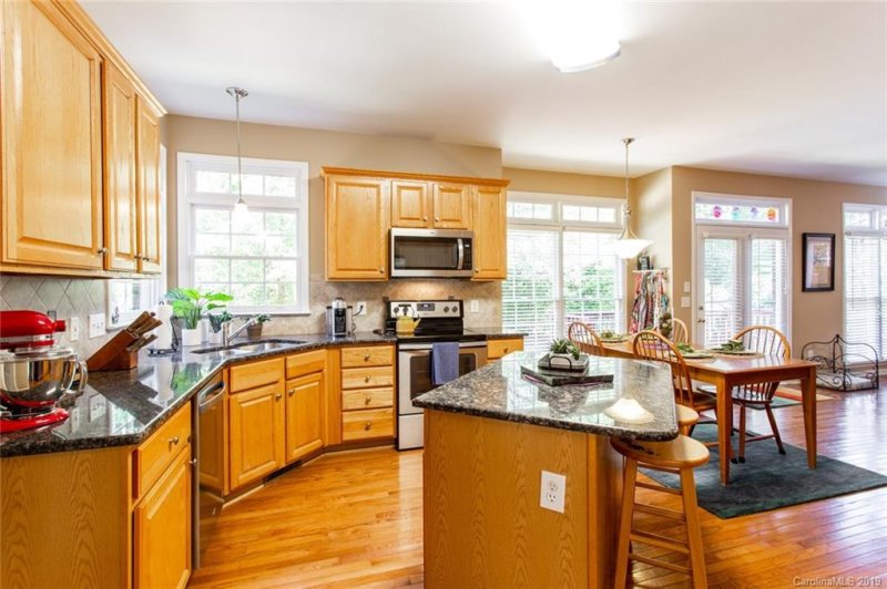 Property image 5 at 5720 Woodridge Court, Concord, NC 28027