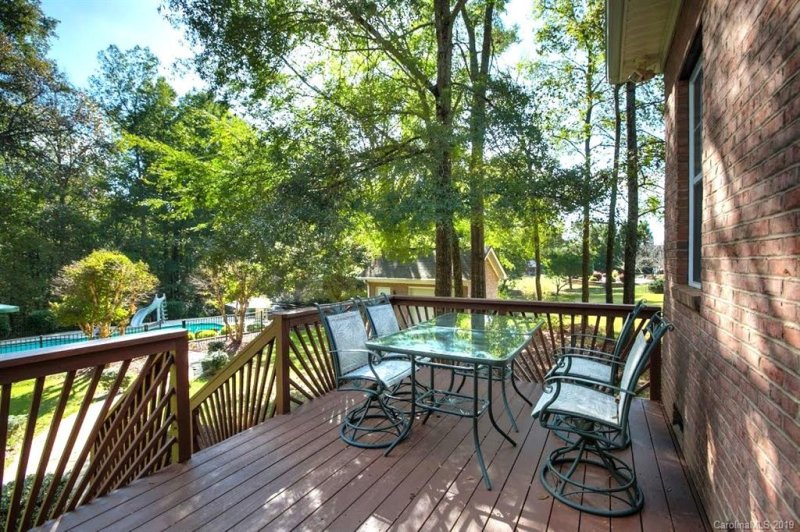 Property image 5 at 10026 Arlington Oaks Drive, Charlotte, NC 28227