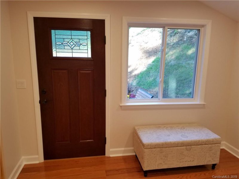 Property image 4 at 113 Fisher Lane, Asheville, NC 28804