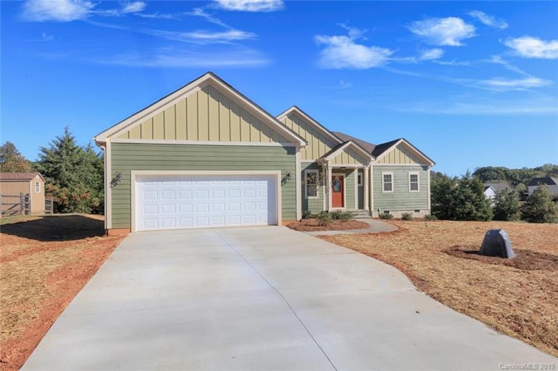 Property image 2 at 132 Sheep Path Drive, Mooresville, NC 28115