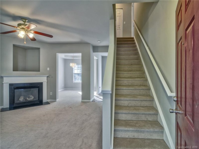 Property image 3 at 607 Stillgreen Lane, Charlotte, NC 28214