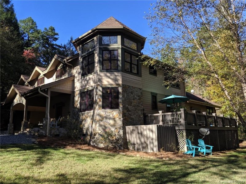 Property image 2 at 163 Trillium Lane, Lake Lure, NC 28746