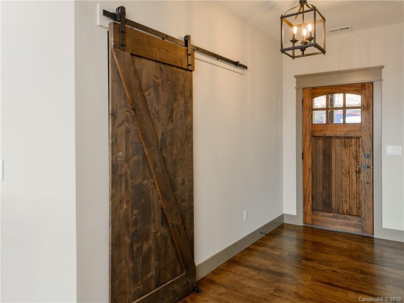 Property image 4 at 9 Soaring Hawk View, Asheville, NC 28804