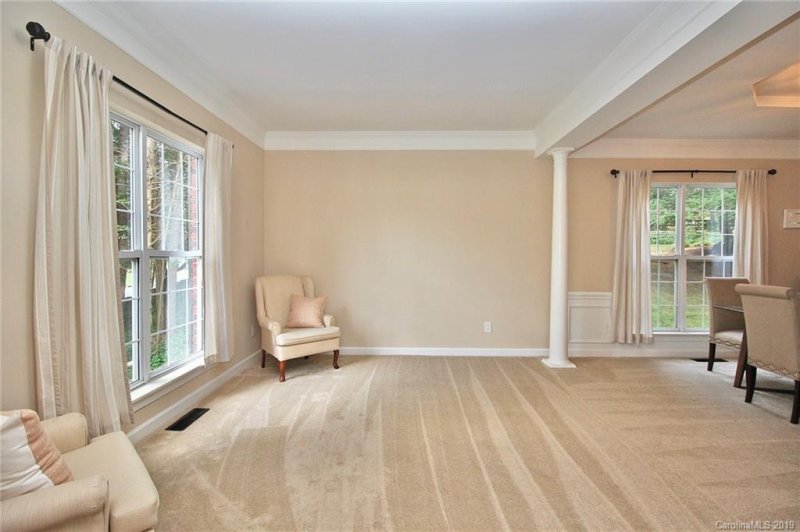 Property image 5 at 10500 Rougemont Lane, Charlotte, NC 28277