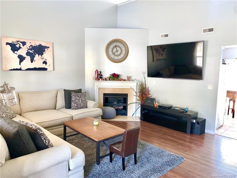 Property image 2 at 6825 Parkers Crossing Drive, Charlotte, NC 28215