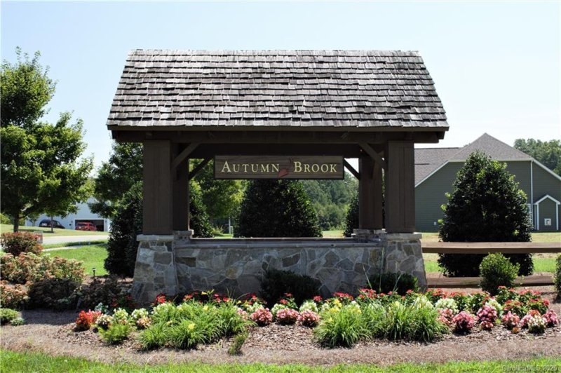 Property image 2 at 103 Autumn Mist Road, Statesville, NC 28677