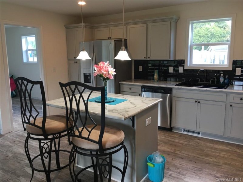 Property image 2 at 9759 Knightbridge Drive, Concord, NC 28025