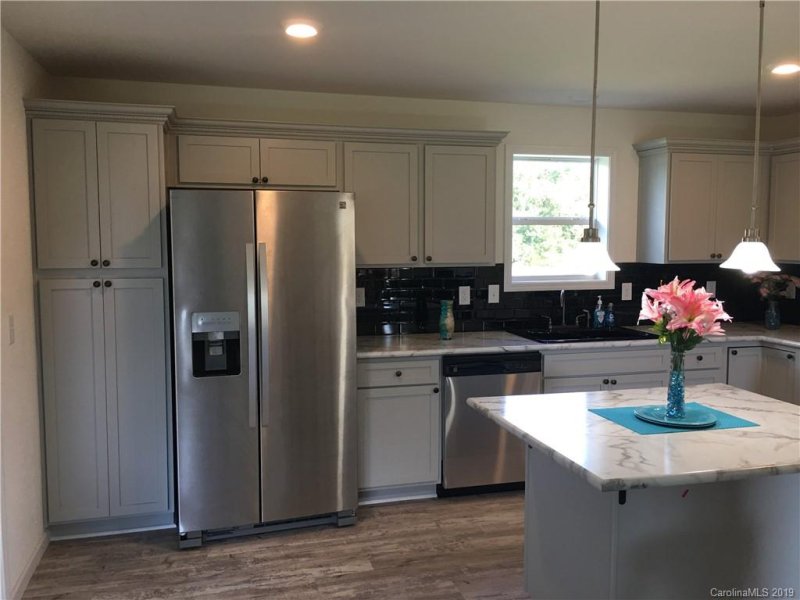 Property image 4 at 9759 Knightbridge Drive, Concord, NC 28025