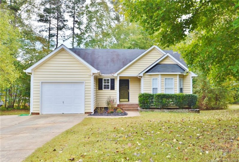 7166 Hunters Bluff Drive