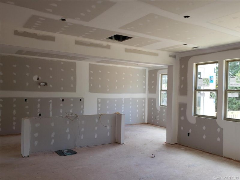 Property image 3 at 142 Turtleback Drive, Mooresville, NC 28115