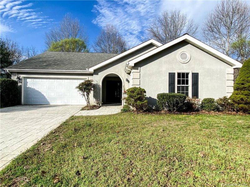 Property image 2 at 50 Stonebridge Drive, Asheville, NC 28805