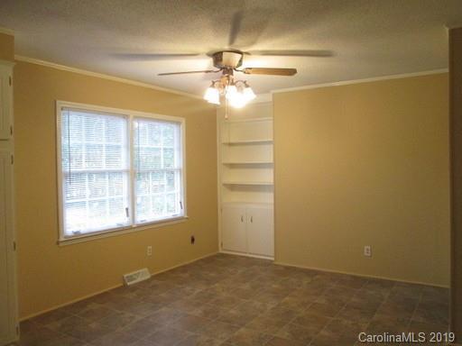 Property image 3 at 2448 Lanecrest Drive, Charlotte, NC 28215