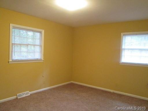 Property image 5 at 2448 Lanecrest Drive, Charlotte, NC 28215