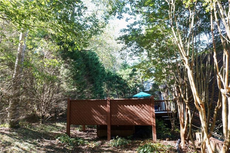 Property image 5 at 1605 London Court, Hickory, NC 28601