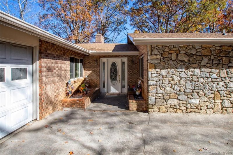 Property image 2 at 39 Ashley Road, Asheville, NC 28805