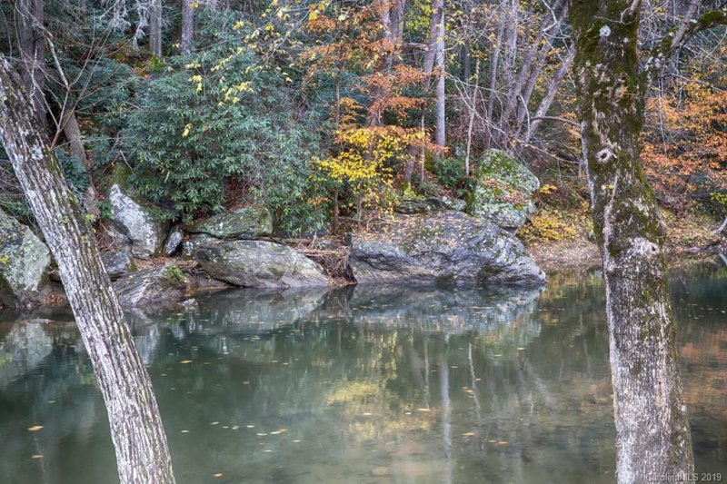 Property image 2 at 87 Ivy Bluffs, Marshall, NC 28753