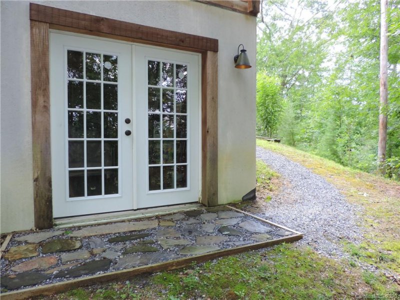 Property image 5 at 87 Ivy Bluffs, Marshall, NC 28753