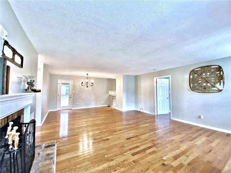 Property image 4 at 1321 Hidden Creek Circle, Hickory, NC 28602