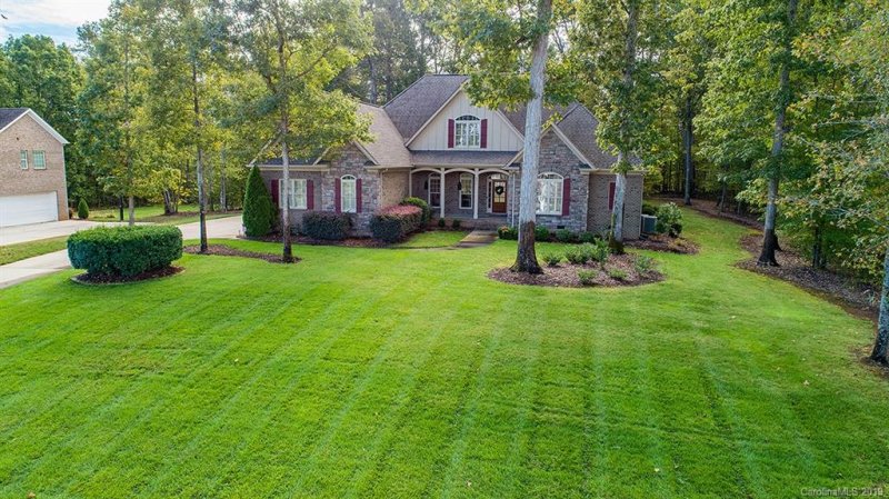 Property image 3 at 8325 Curico Lane, Charlotte, NC 28227