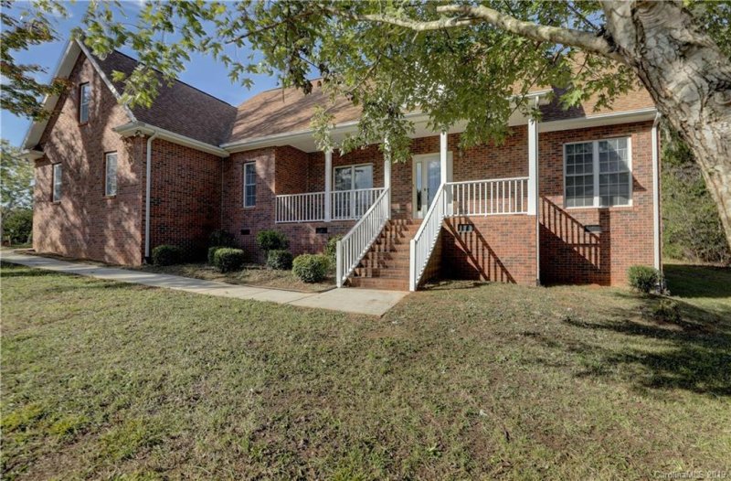 Property image 2 at 489 Peaceful Creek Drive, York, SC 29745