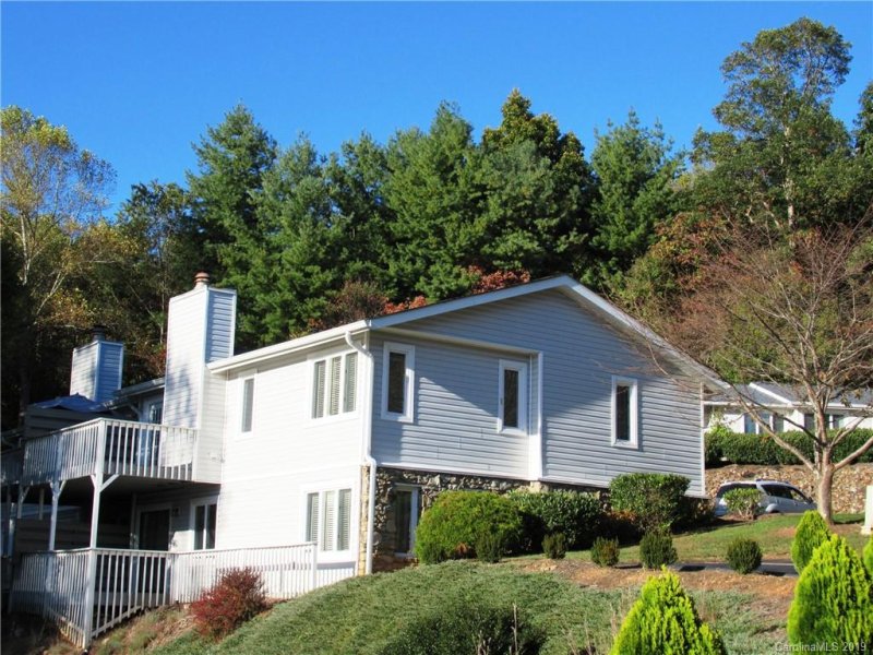 Property image 3 at 81 Hollybrook Drive, Asheville, NC 28803