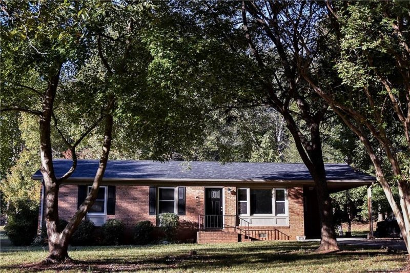 Property image 2 at 205 Annadelle Avenue, Bessemer City, NC 28016