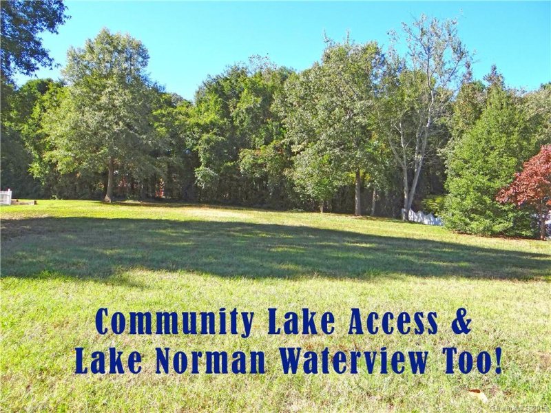 Property image 5 at 4899 Moonlite Bay Drive, Sherrills Ford, NC 28673