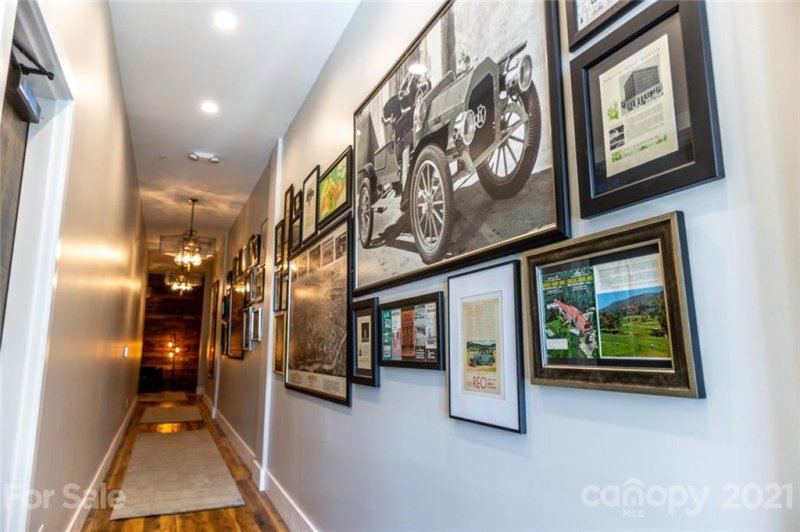 Property image 3 at 17 N Market Street, Asheville, NC 28801