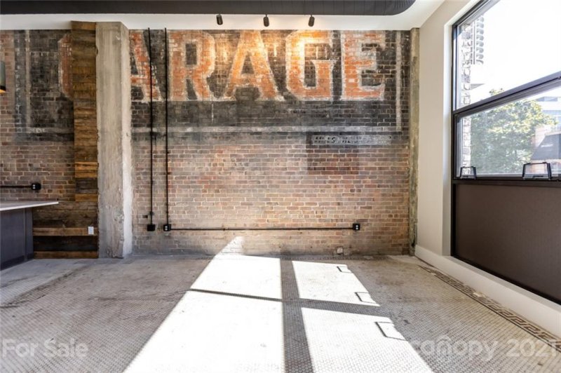 Property image 5 at 17 N Market Street, Asheville, NC 28801