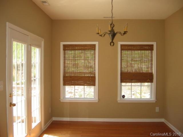 Property image 4 at 6527 Falls Lake Drive, Charlotte, NC 28270