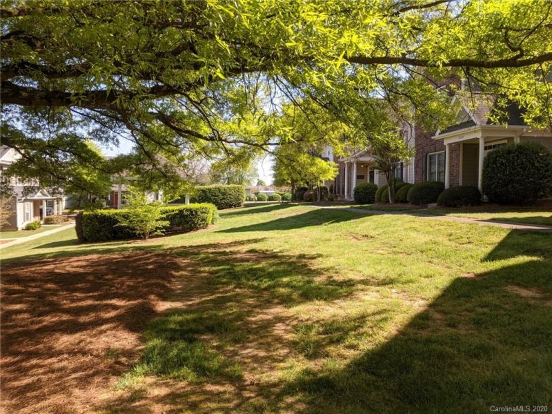 Property image 3 at 20229 Harroway Drive, Cornelius, NC 28031