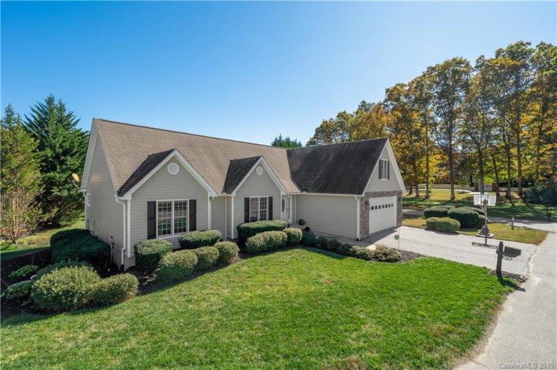 Property image 2 at 16 Grasshopper Drive, Etowah, NC 28729