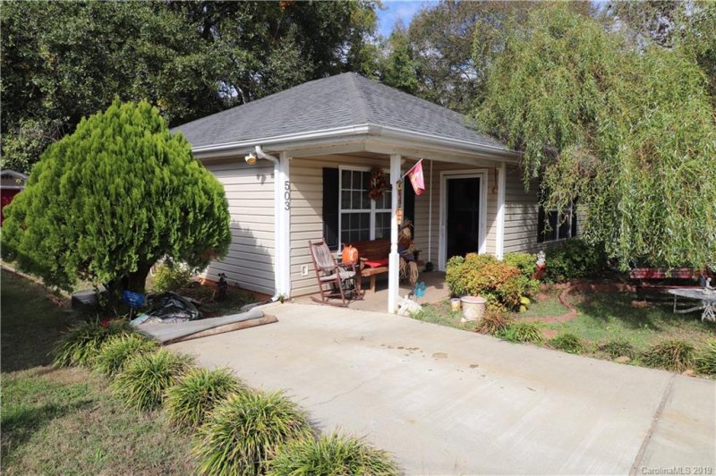 Property image 2 at 503 Morehead Street, Gastonia, NC 28054