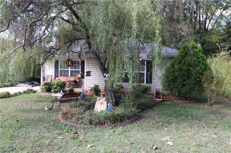 Property image 3 at 503 Morehead Street, Gastonia, NC 28054