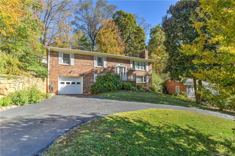 Property image 2 at 64 Beechwood Road, Asheville, NC 28805