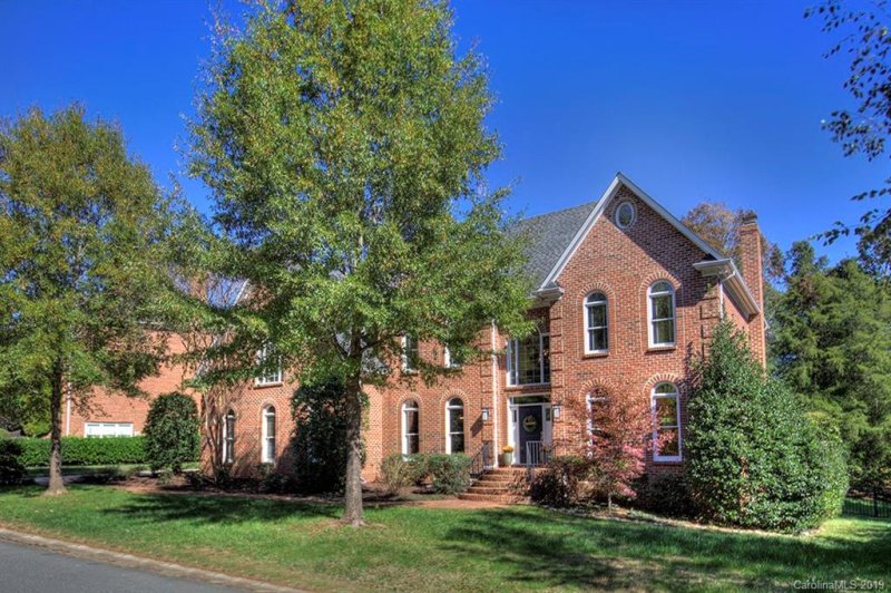 1521 Windy Ridge Road