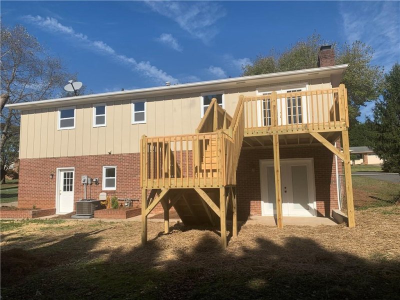 Property image 5 at 2320 24th Avenue, Hickory, NC 28601