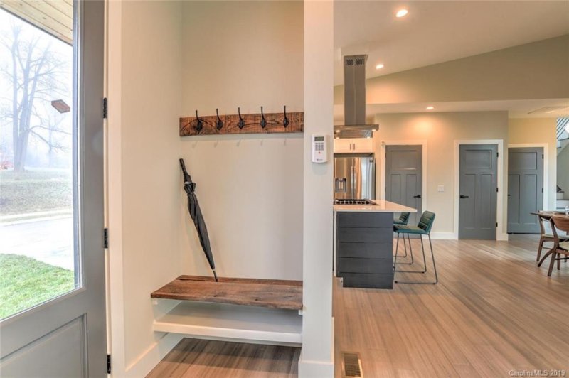 Property image 5 at 8 Malvern Walk, Asheville, NC 28806